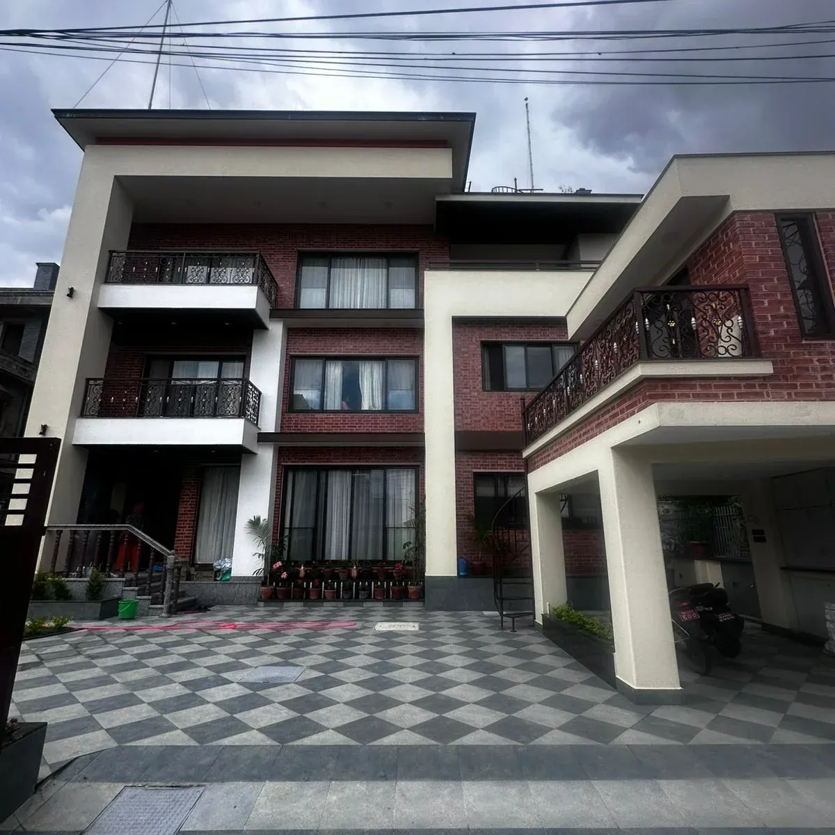 Key Steps to Ensure a Smooth Building Process